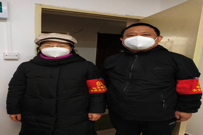 电子城街道版太阳成集团tyc122cc志愿者红袖章